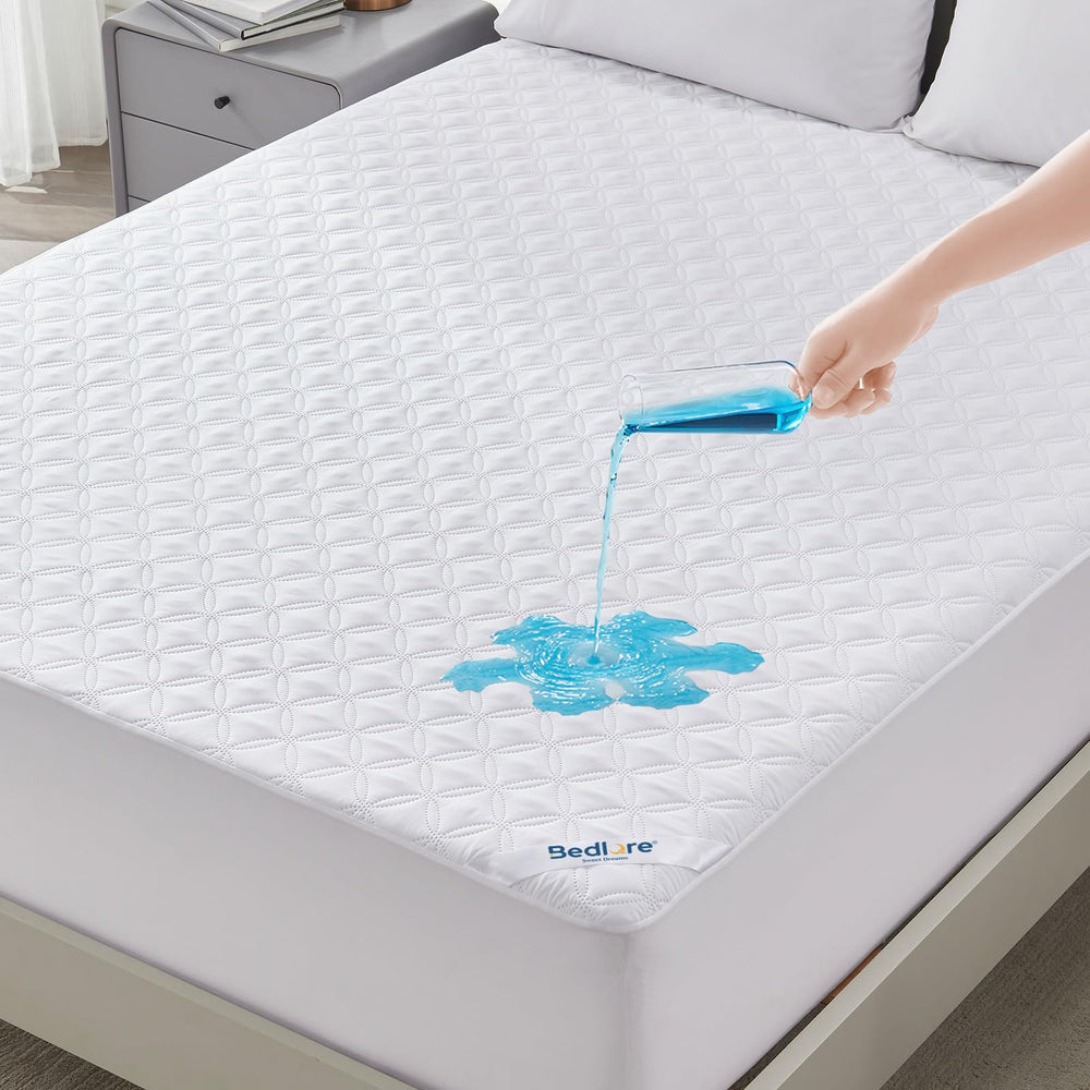 BEDLORE vista frontal del protector mostrando diseño y ajuste, protección práctica