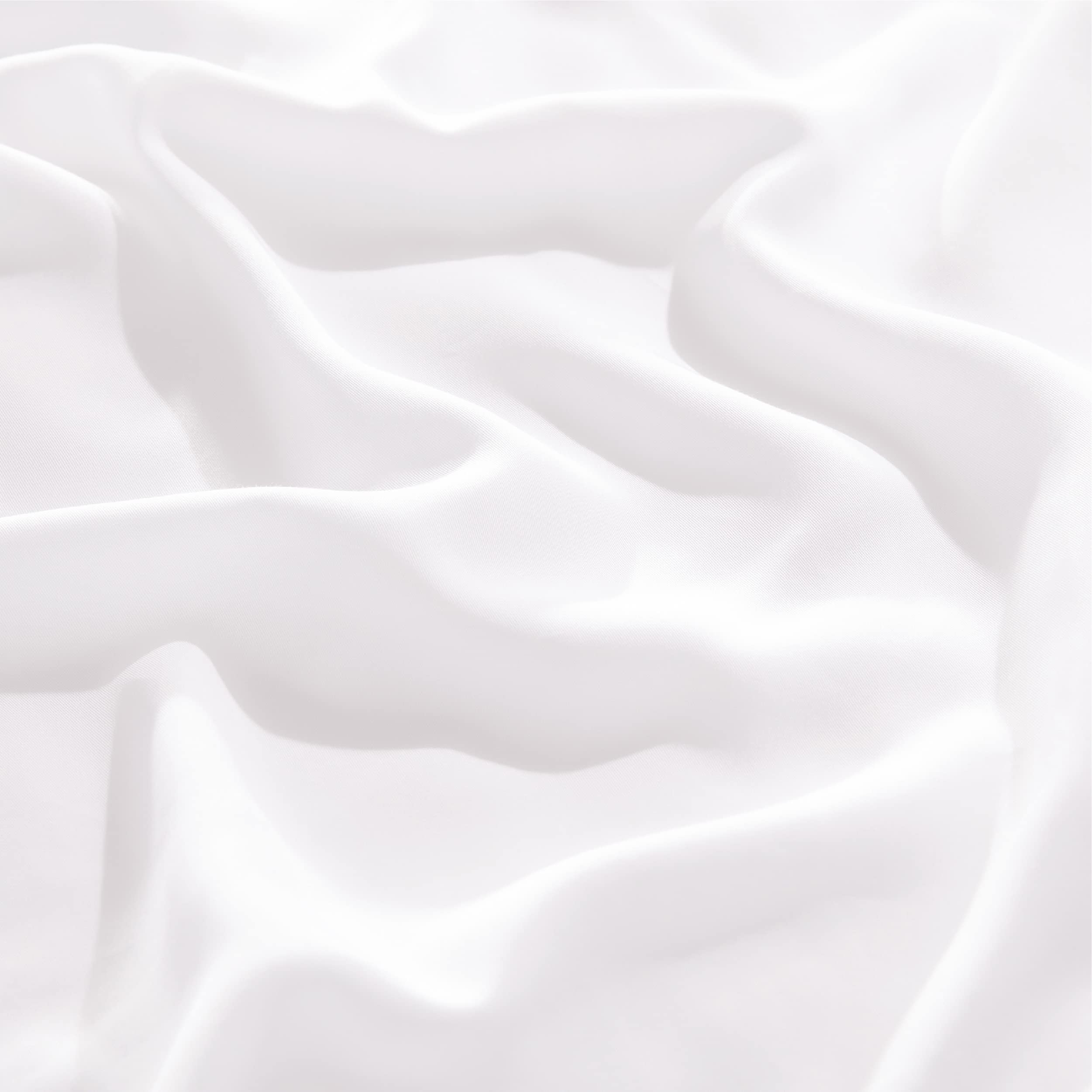 Bedsure PureWoven uso en habitación moderna demostrando sensación fresca para dormir mejor