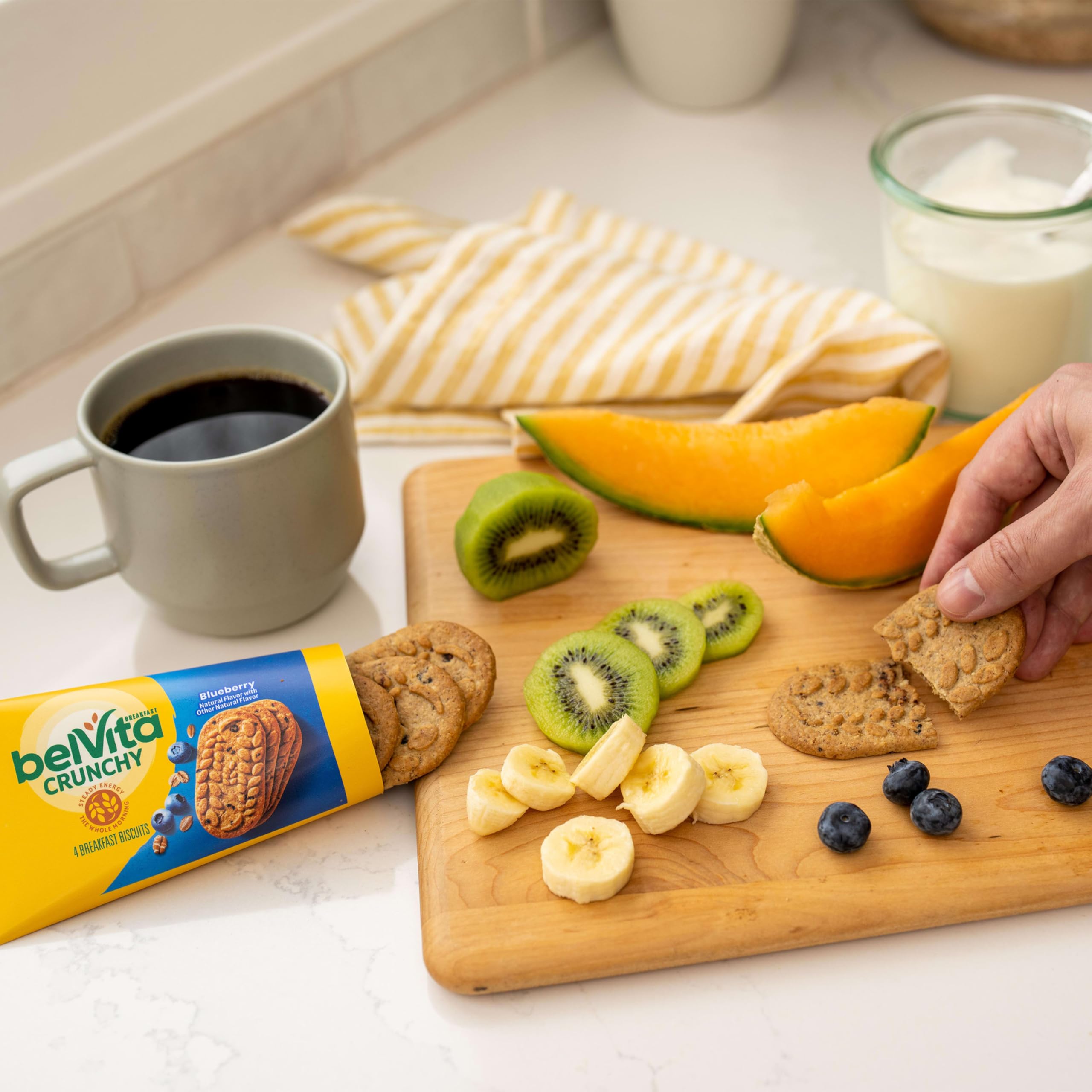 belVita etiqueta de ingredientes resaltando granos integrales