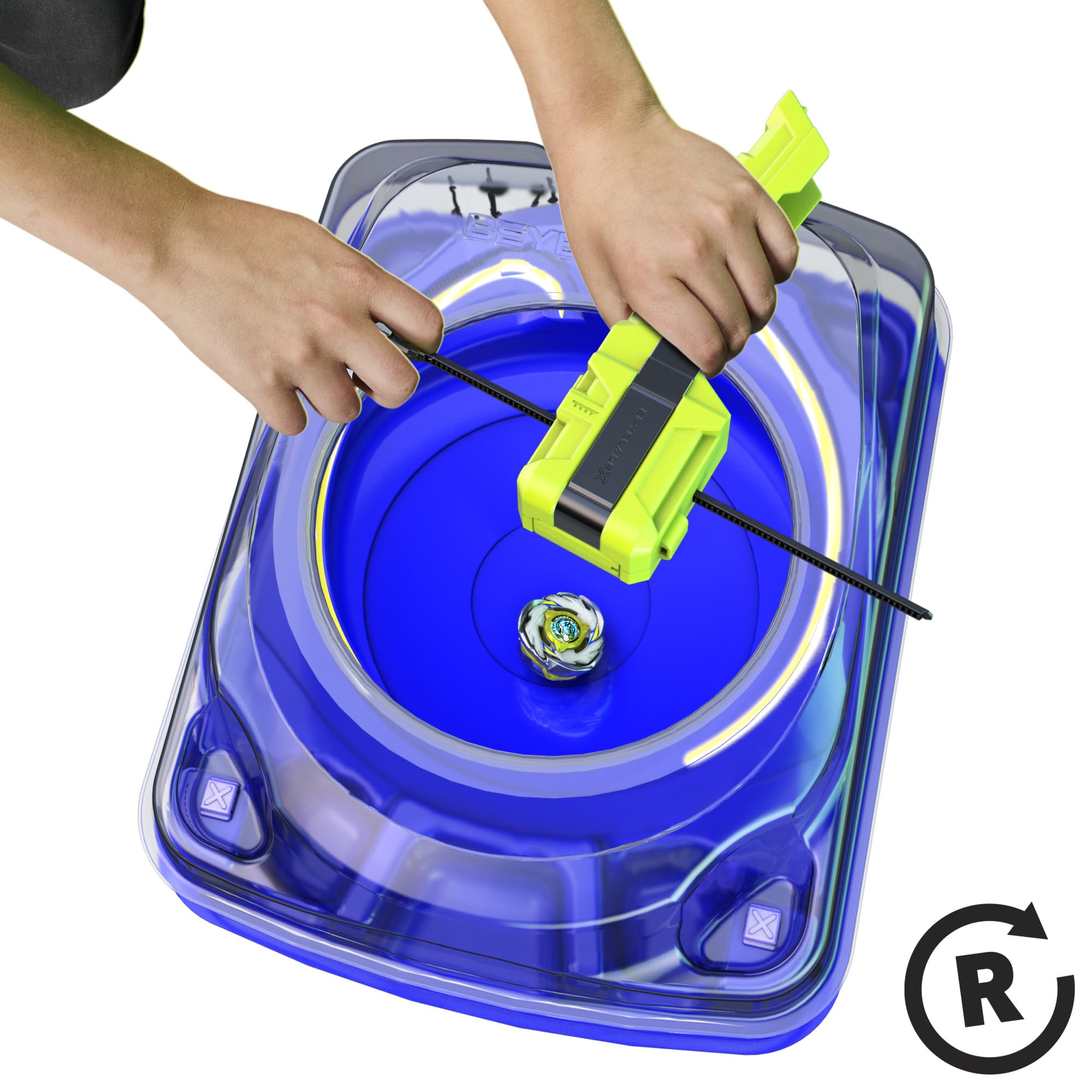 Beyblade comparación de tamaño en cinturón para referencia