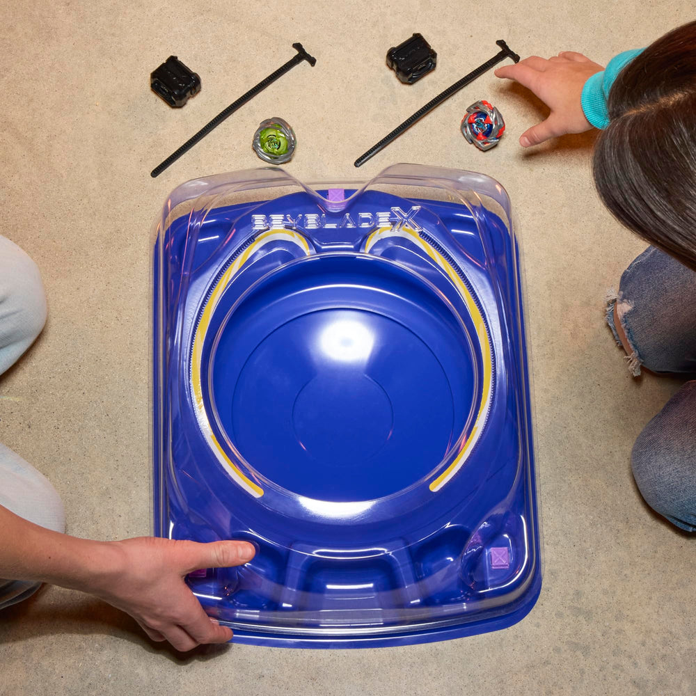 Detalle del riel X-Celerator Beyblade que acelera los tops