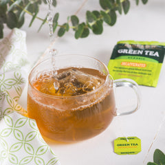 Bigelow Tea bolsita cercana mostrando textura y sello, garantiza aroma
