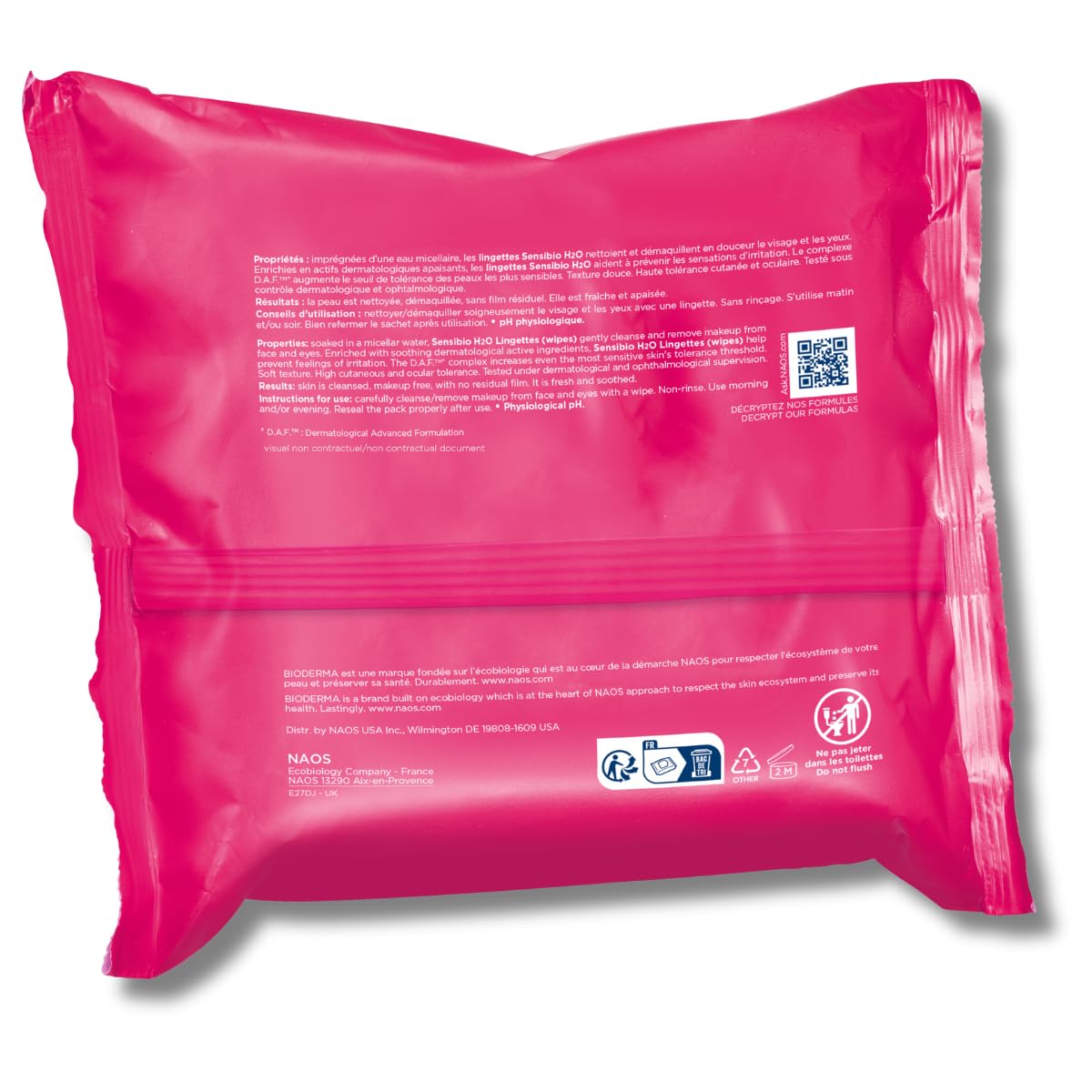 Toallitas Bioderma dentro de un neceser mostrando uso en viaje