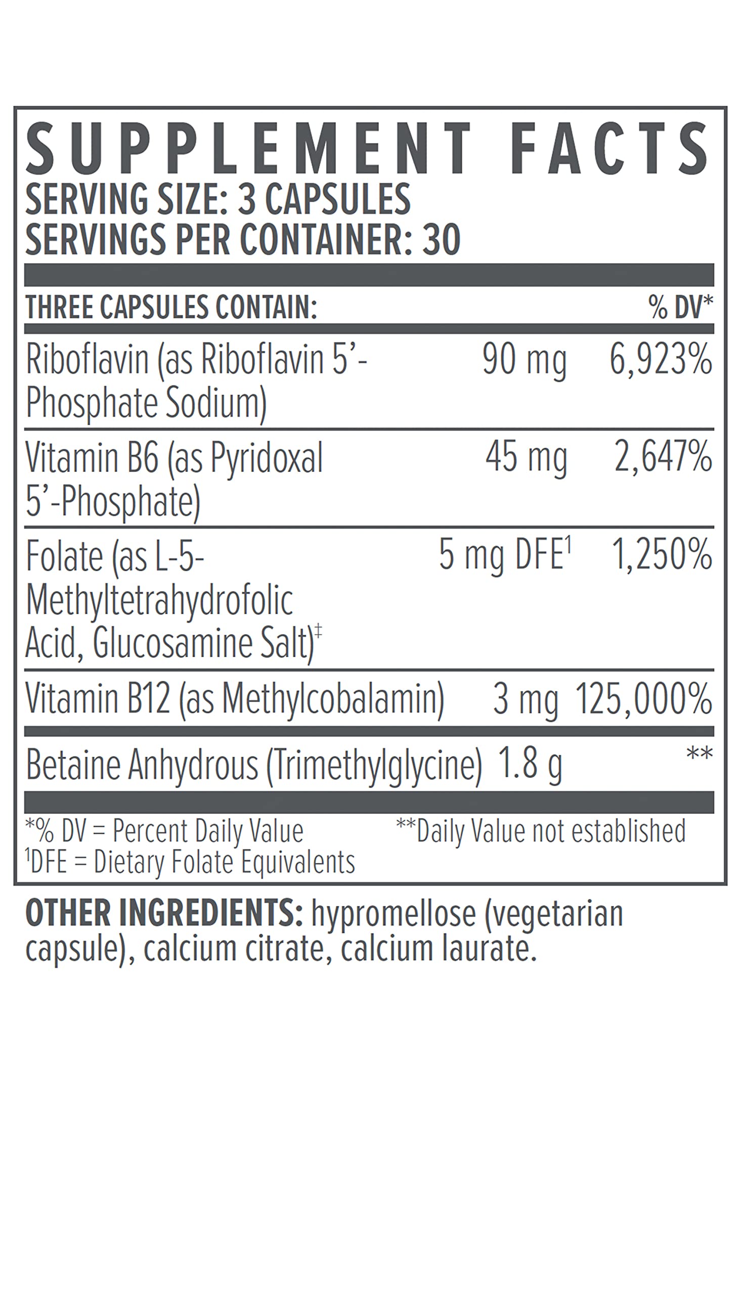 Biote Methyl Factors cápsula en mano dentro de una rutina matutina beneficiando concentración