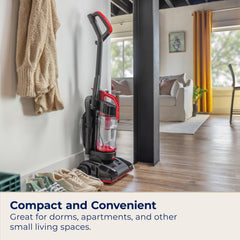 Bissell varilla extensible en uso para limpiar cortinas y encima del mueble