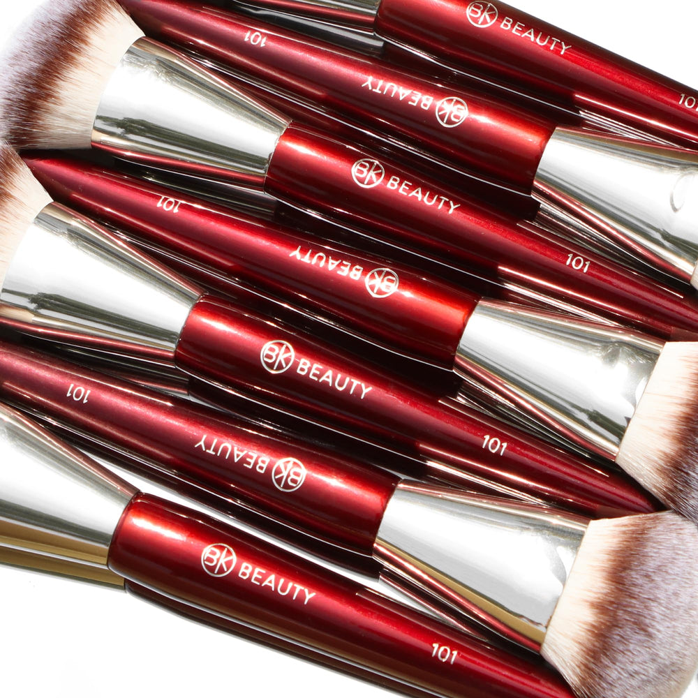 BK BEAUTY colección junto a símbolo vegano muestra compromiso libre de crueldad