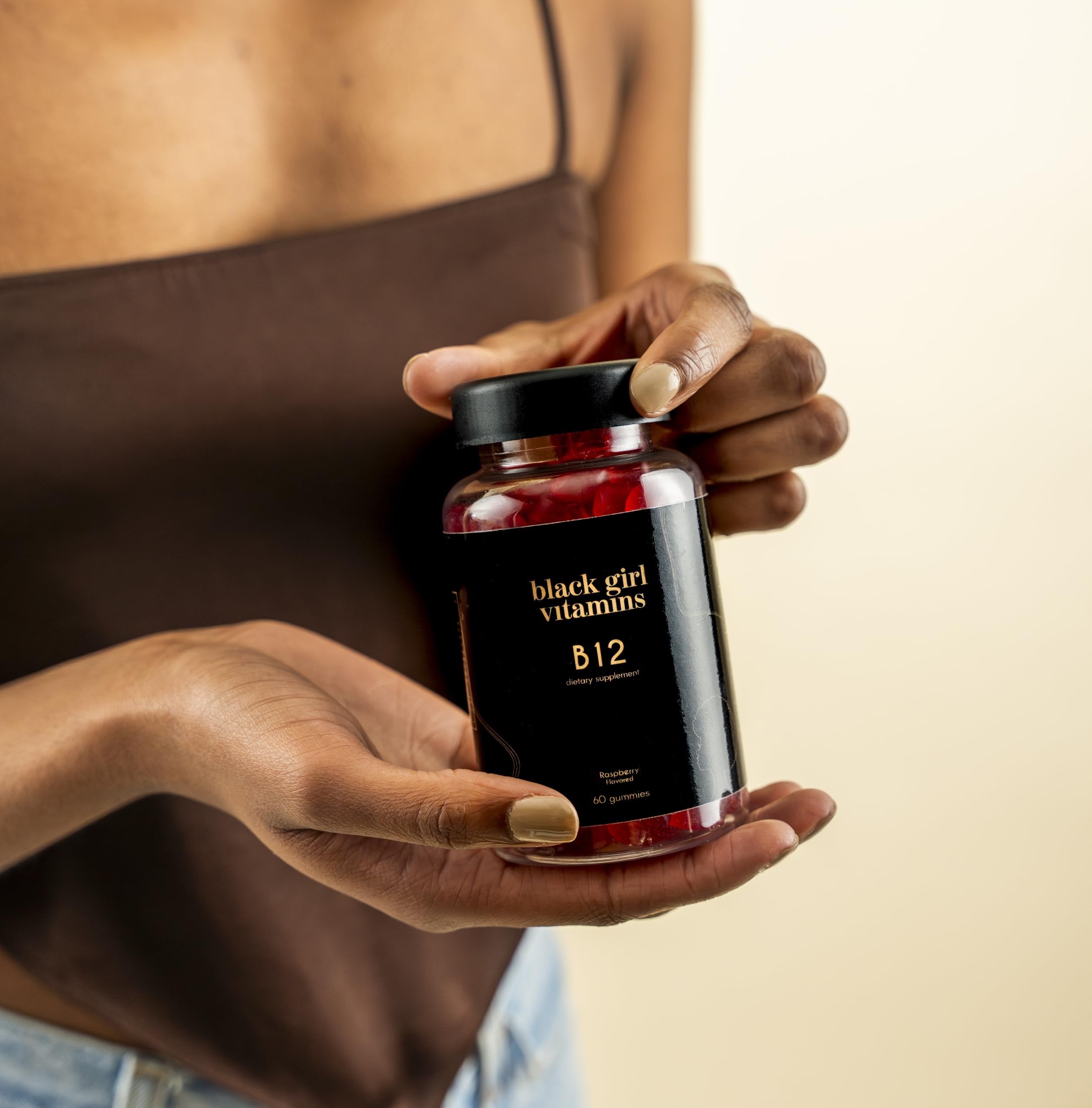 Black Girl Vitamins etiqueta con lista de ingredientes y dosis clara