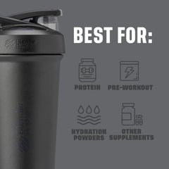 BlenderBottle Strada Sleek en uso durante entrenamiento, mezcla sin salpicaduras