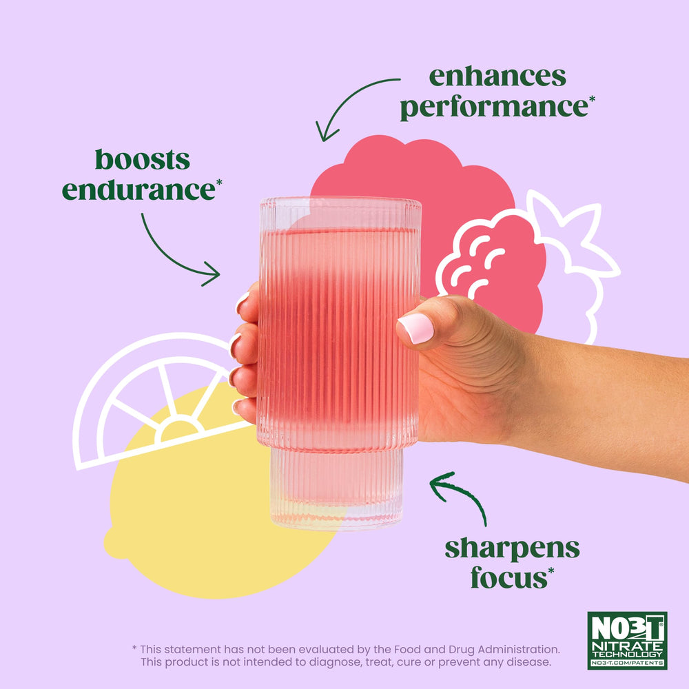 Bloom Nutrition bebida preparada en vaso, sabor frambuesa-limon y refrescante antes del entrenamiento