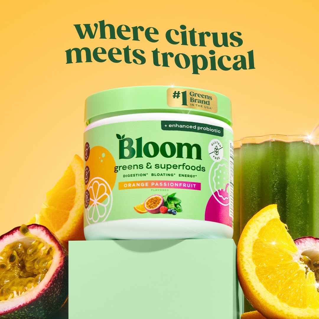 Close-up del polvo Bloom Nutrition mostrando textura fina y mezcla de superfoods beneficiosa