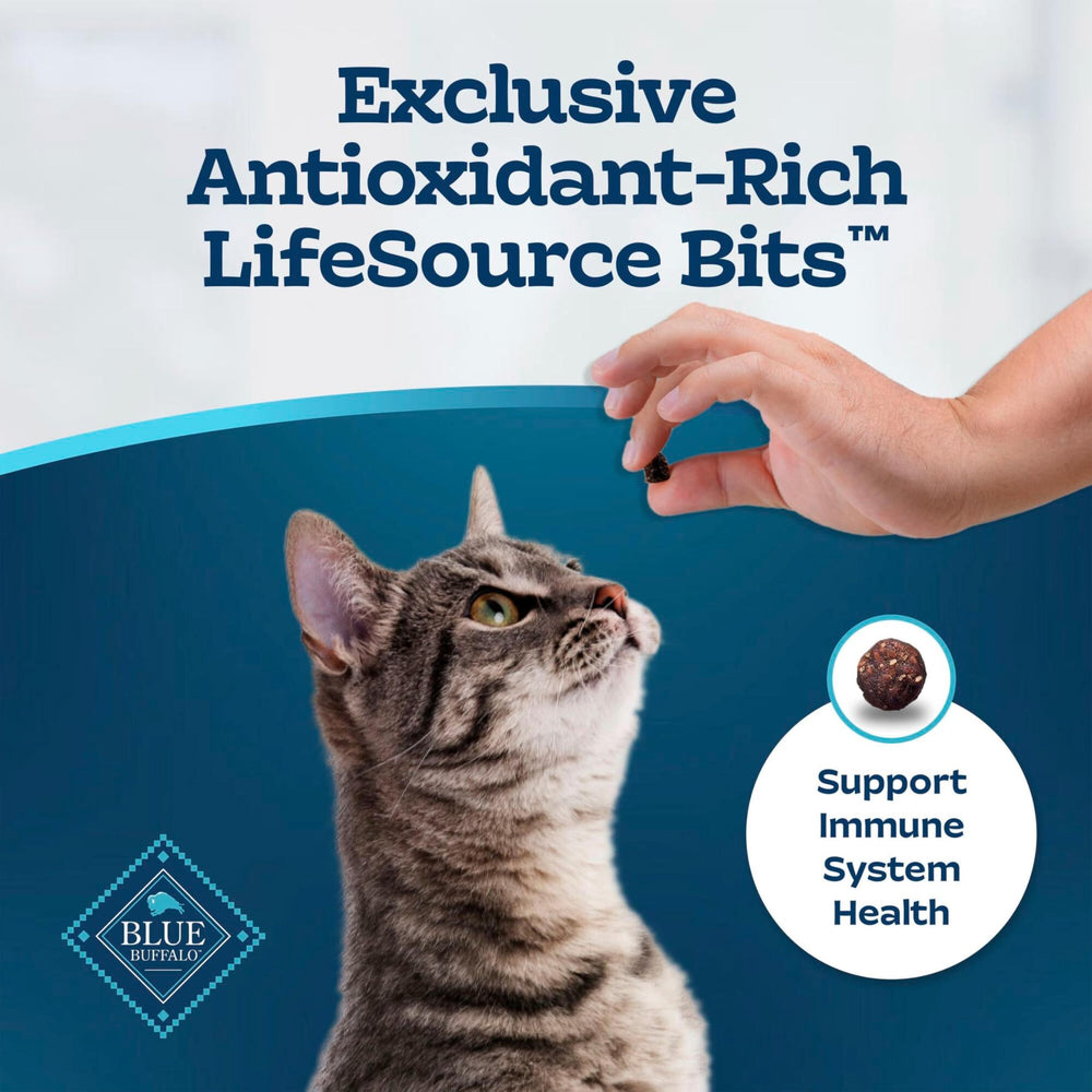 Blue Buffalo LifeSource Bits en primer plano mostrando nutrientes