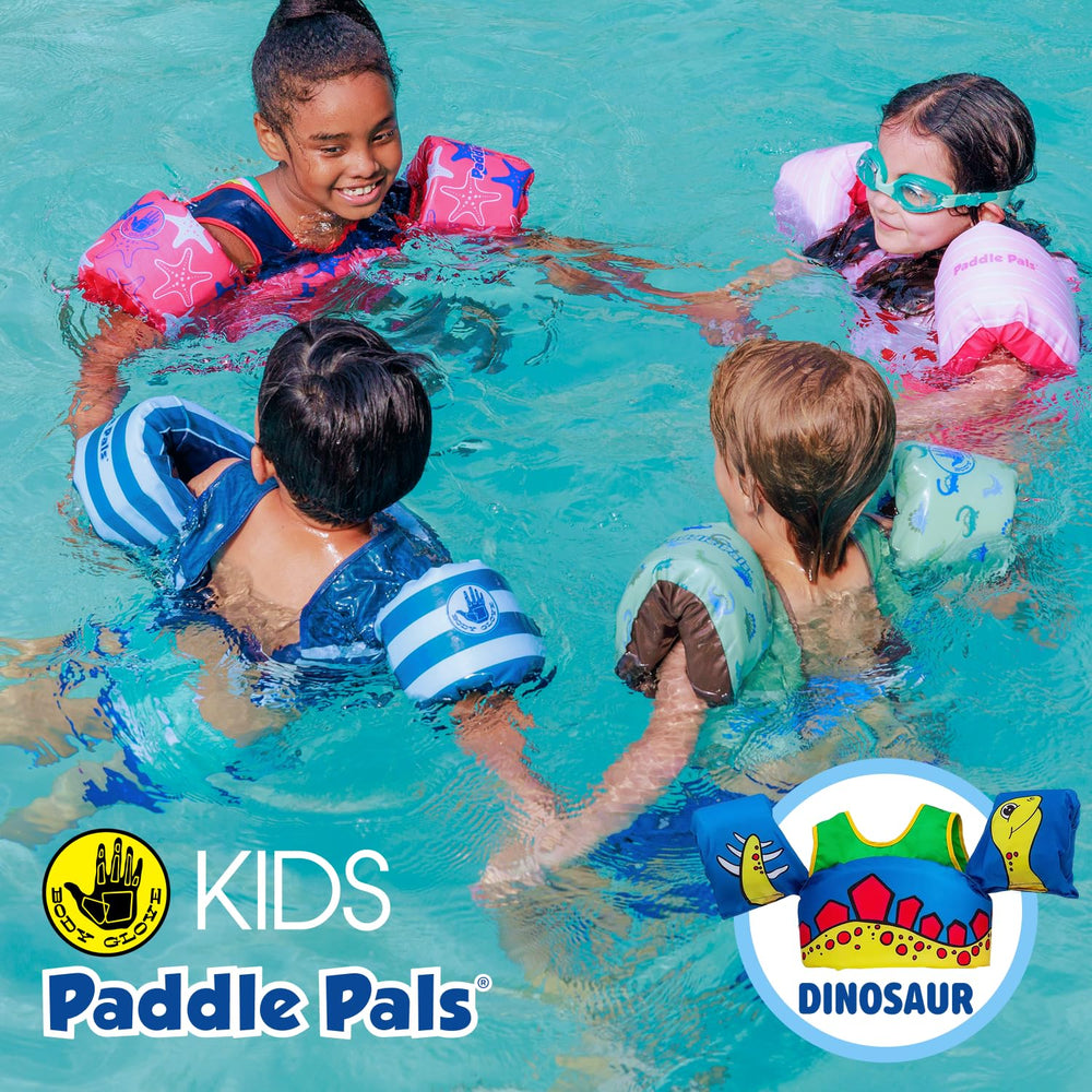 Body Glove chaleco en uso en piscina mostrando libertad de movimiento para aprender