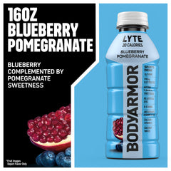 BODYARMOR LYTE botella sostenida en mano para mostrar portabilidad y uso práctico