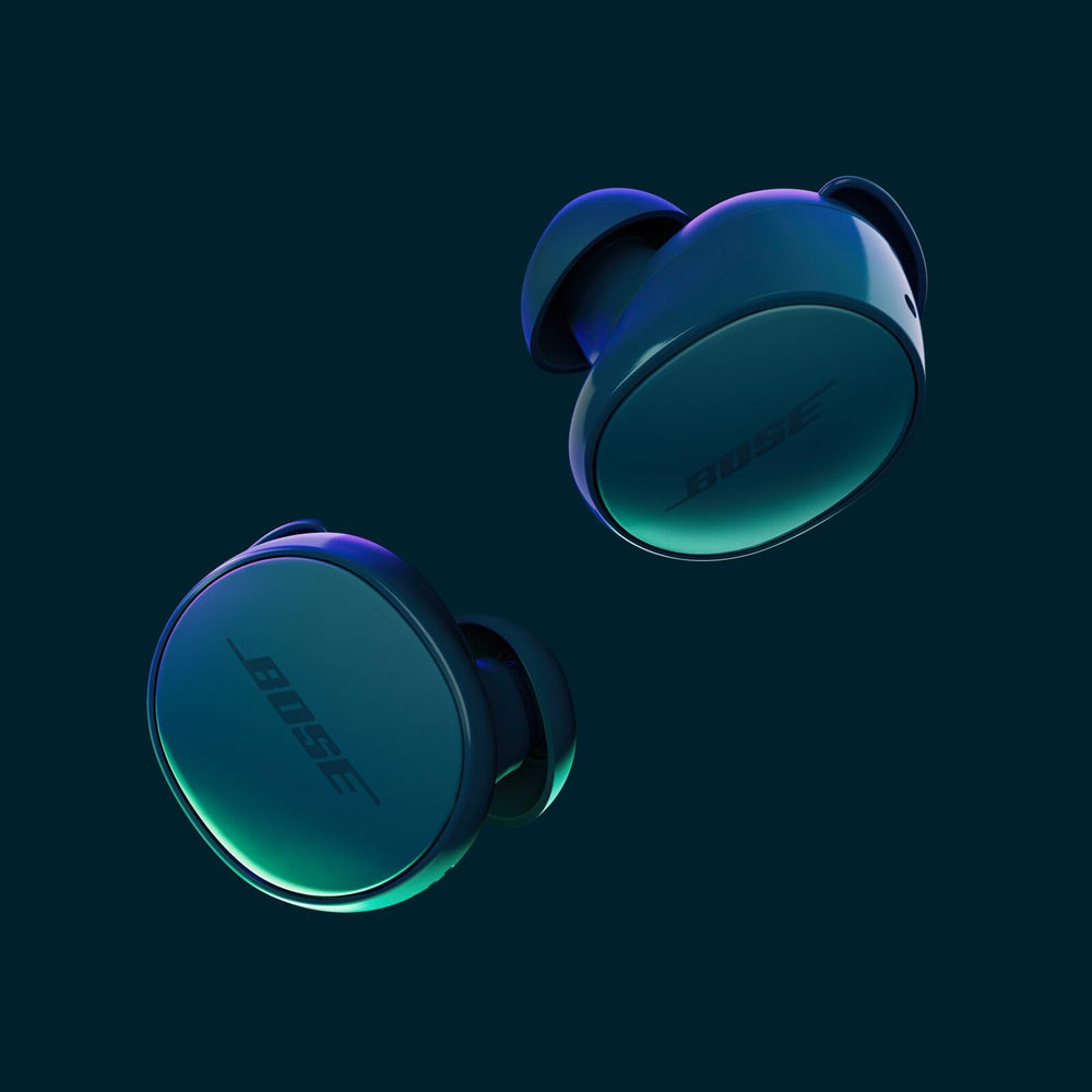 Bose QuietComfort estuche abierto mostrando textura y capacidad de carga