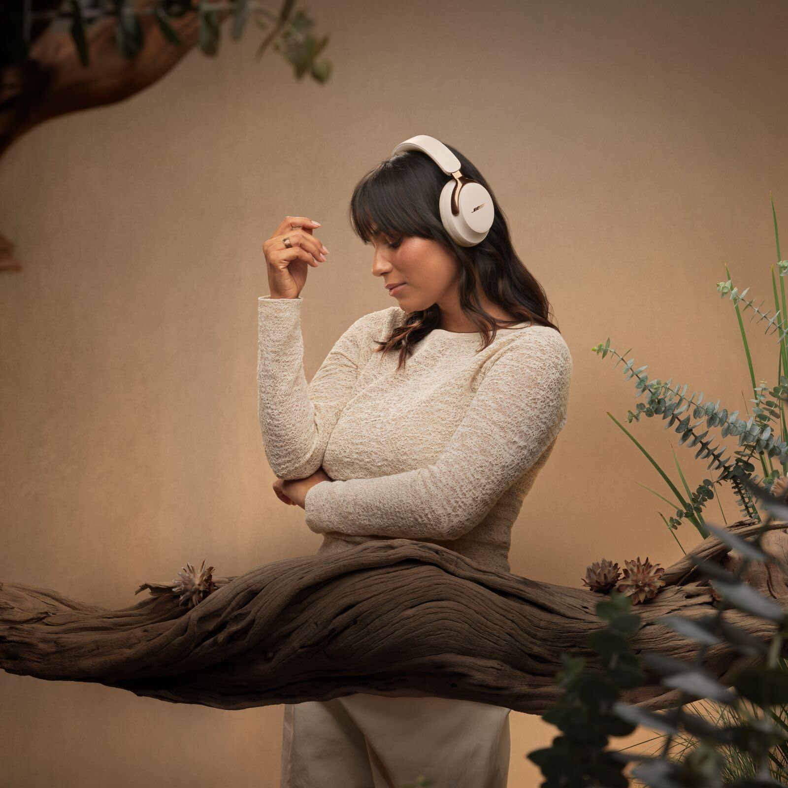 Bose QuietComfort Ultra primer plano de las orejeras acolchadas para uso prolongado