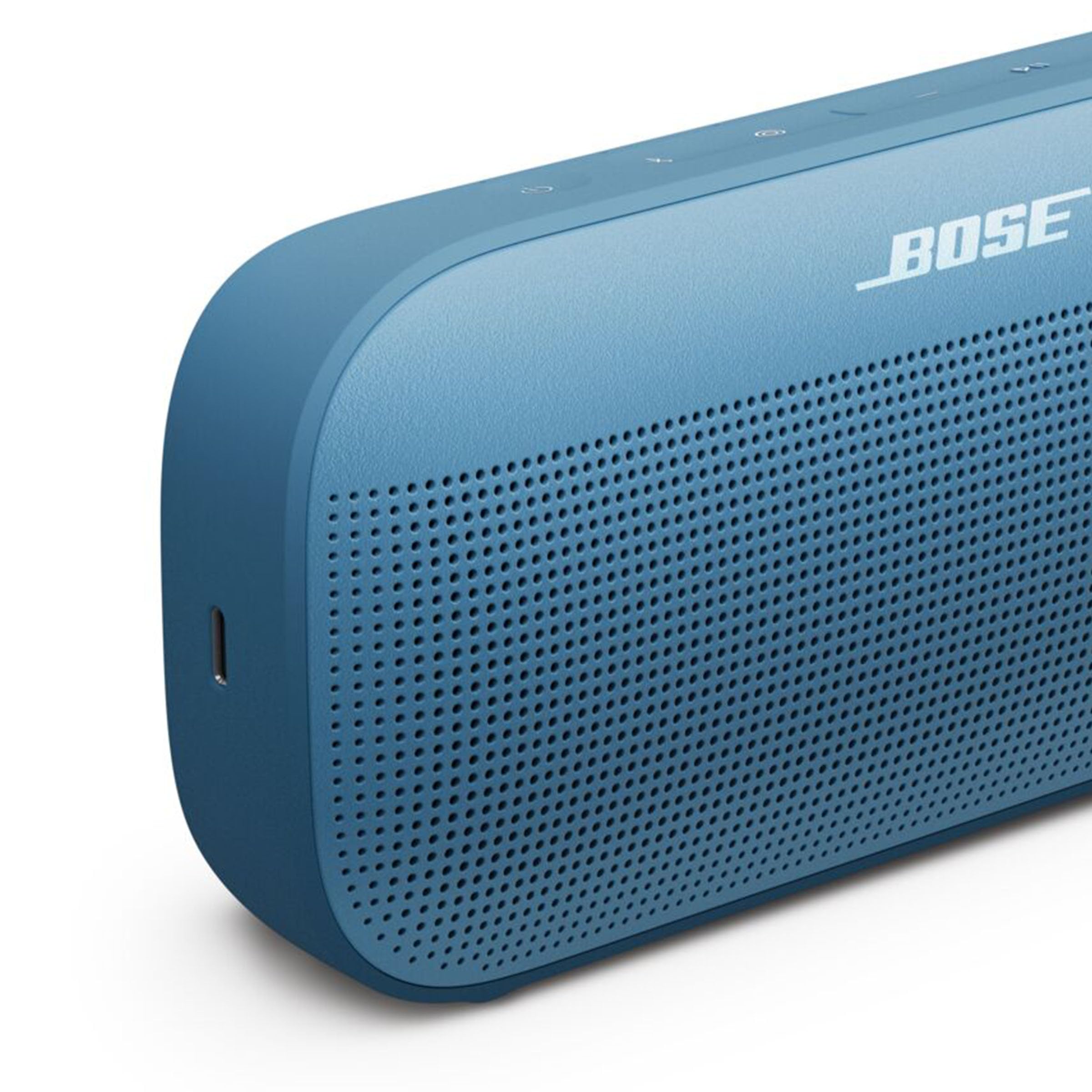 Bose puerto USB‑C visible para carga rápida y cómoda
