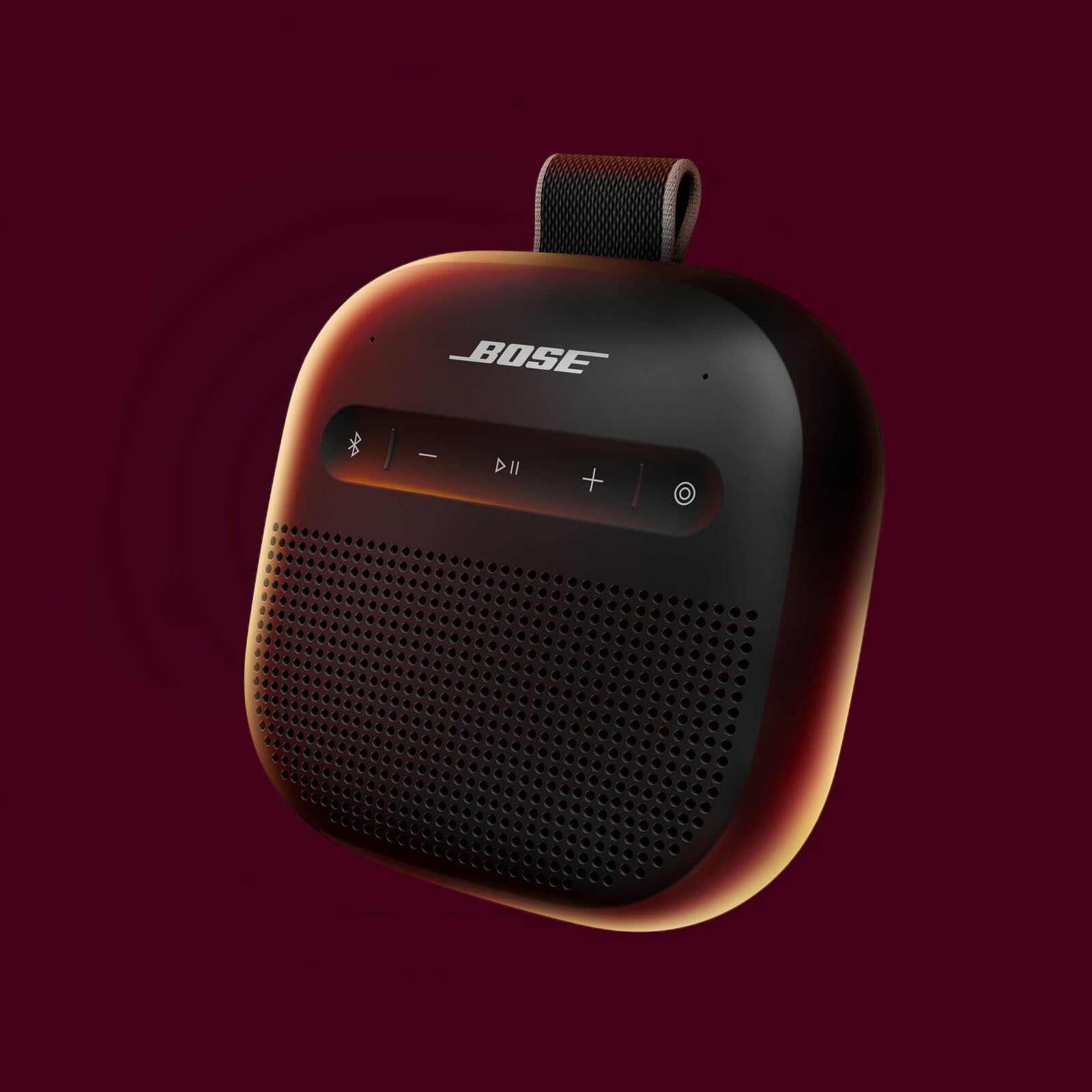 Bose SoundLink Micro correa reforzada en primer plano para transporte seguro