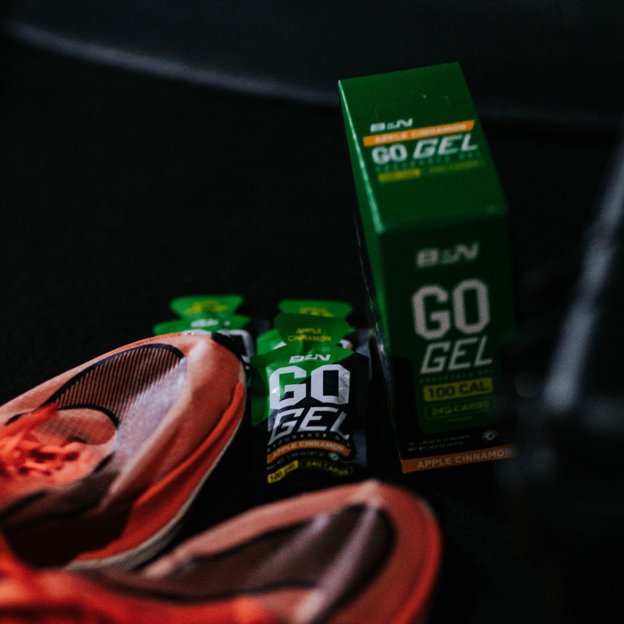 BPN Go Gel junto a botella de agua indicando uso complementario
