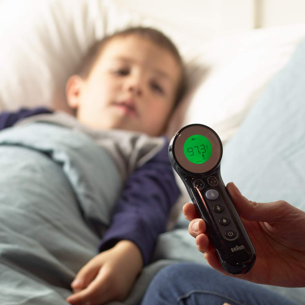 Braun Sensian 7 en ambiente familiar para controles nocturnos discretos