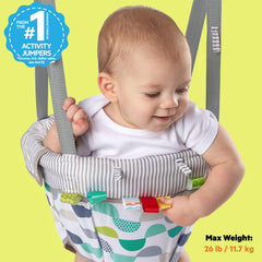 Bright Starts etiquetas Taggies en primer plano, estimulan el agarre