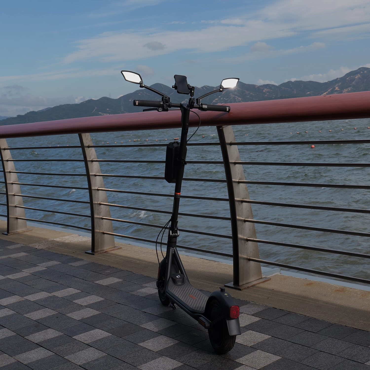 BriskMore espejo plegado para transporte compacto y protección en viaje