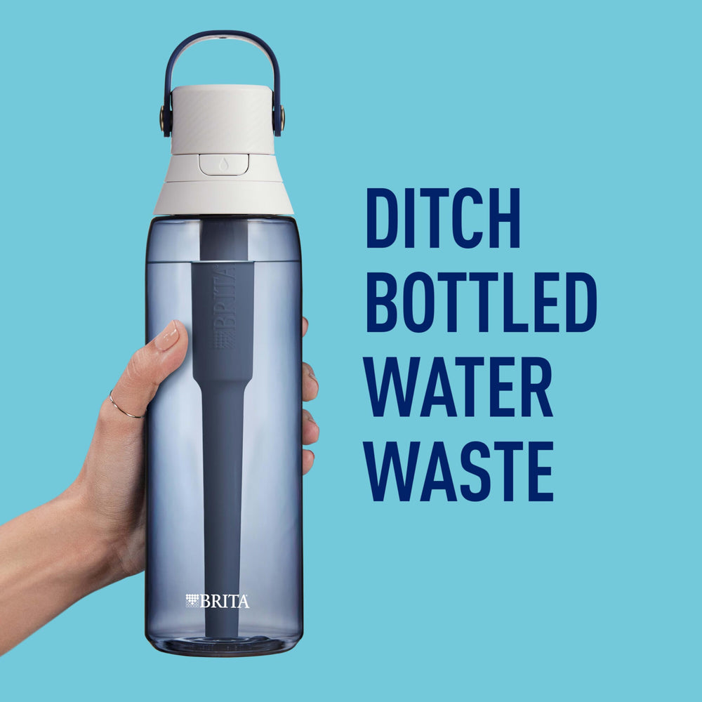 BRITA cartucho de filtro extraíble mostrando el elemento filtrante eficiente