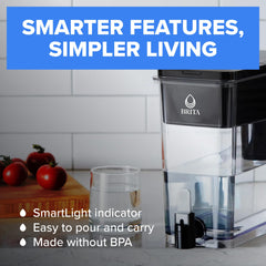 Interior de la BRITA UltraMax mostrando espacio para 27 tazas y almacenamiento