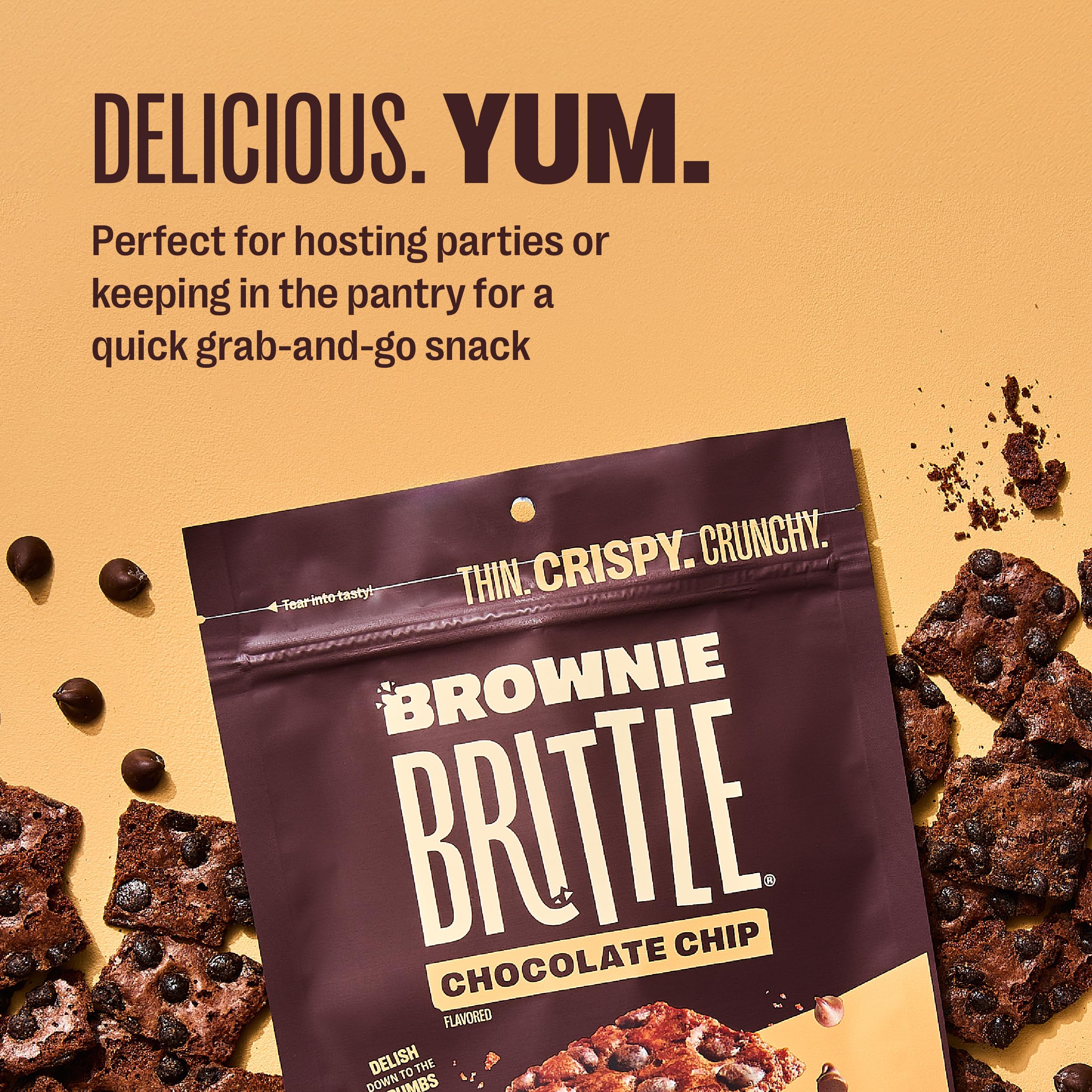 Brownie Brittle usado como topping en helado aporta contraste crujiente