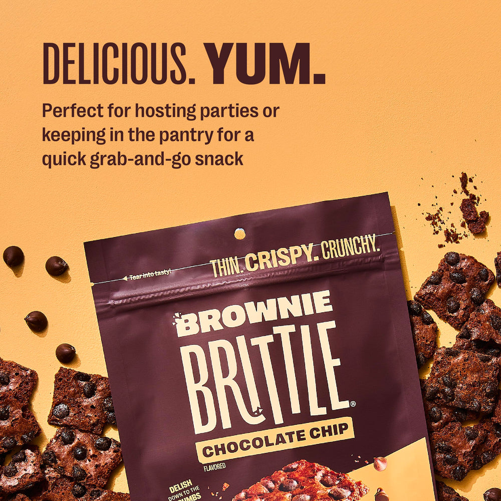 Brownie Brittle usado como topping en helado aporta contraste crujiente