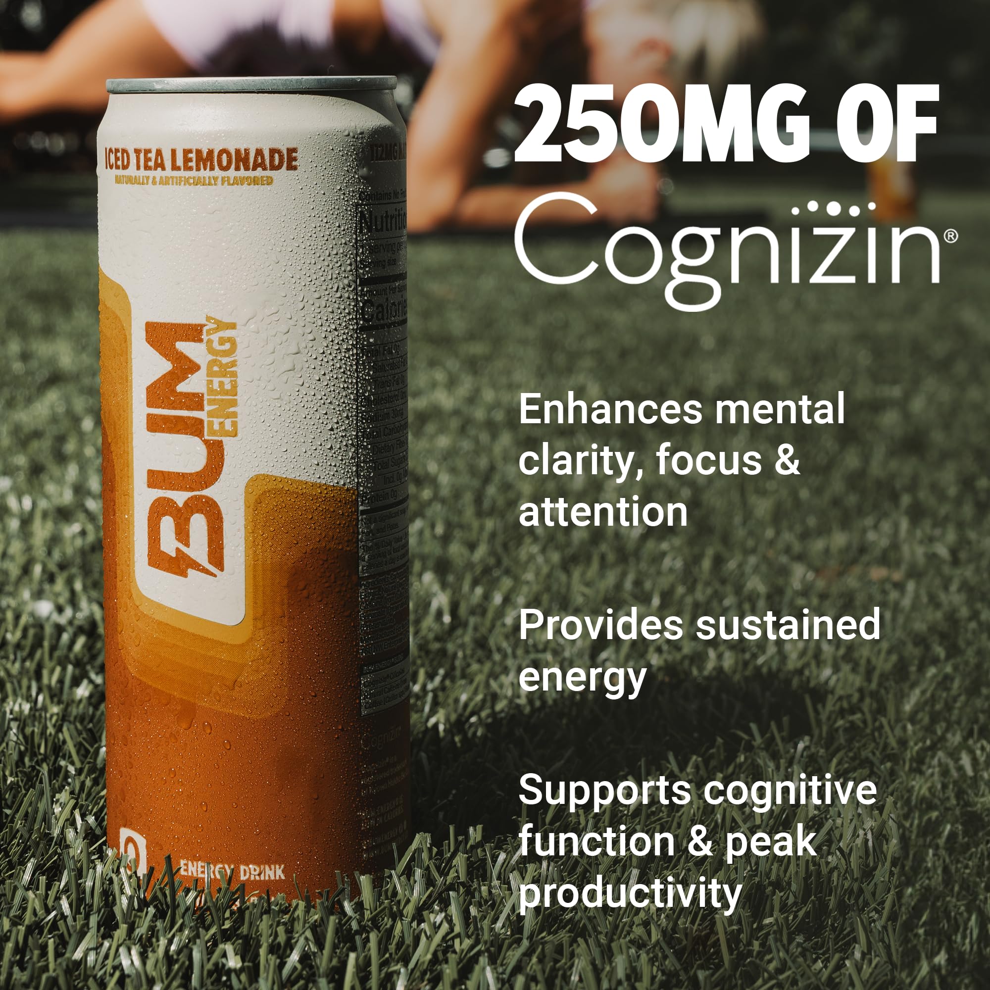 Bum Energy vertido en vaso con hielo que resalta sabor refrescante y natural