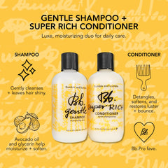 Bumble and bumble acondicionador aplicado en cabello en la ducha para mejor desenredo