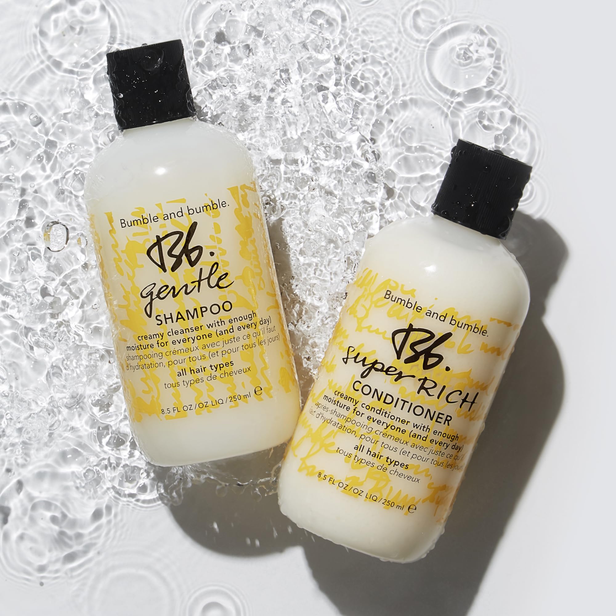 Bumble and bumble etiqueta con notas verdes, cítricas y base amaderada que refrescan