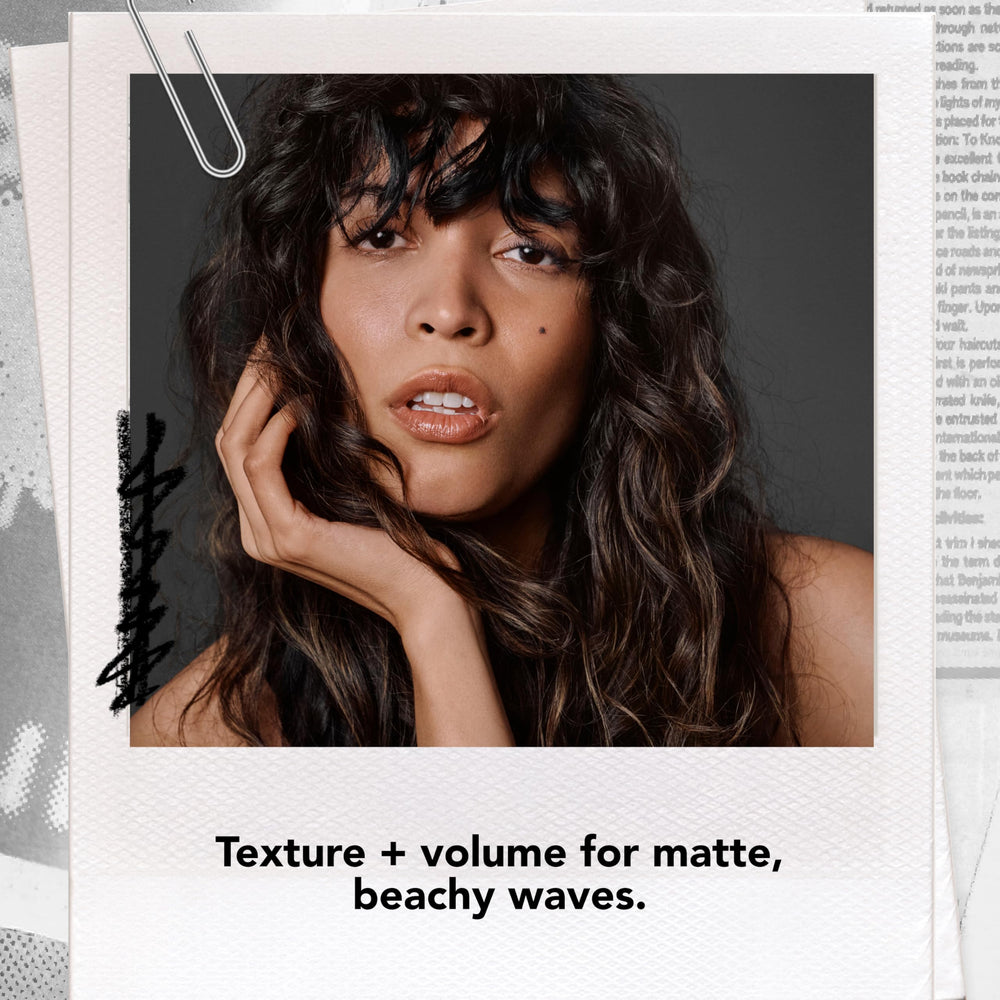 Bumble and bumble primer plano de la boquilla y textura del spray con aroma fresco