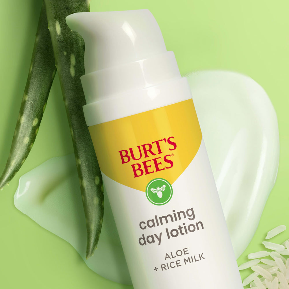 Burt's Bees aloe y leche de arroz como ingredientes principales