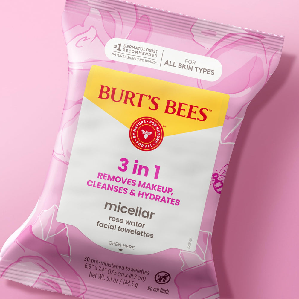 Burt’s Bees toallita retirando maquillaje de ojos de forma suave