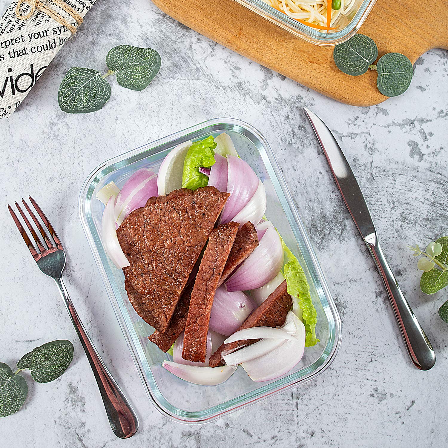 C CREST lunchbox con comida lista ideal para llevar al trabajo