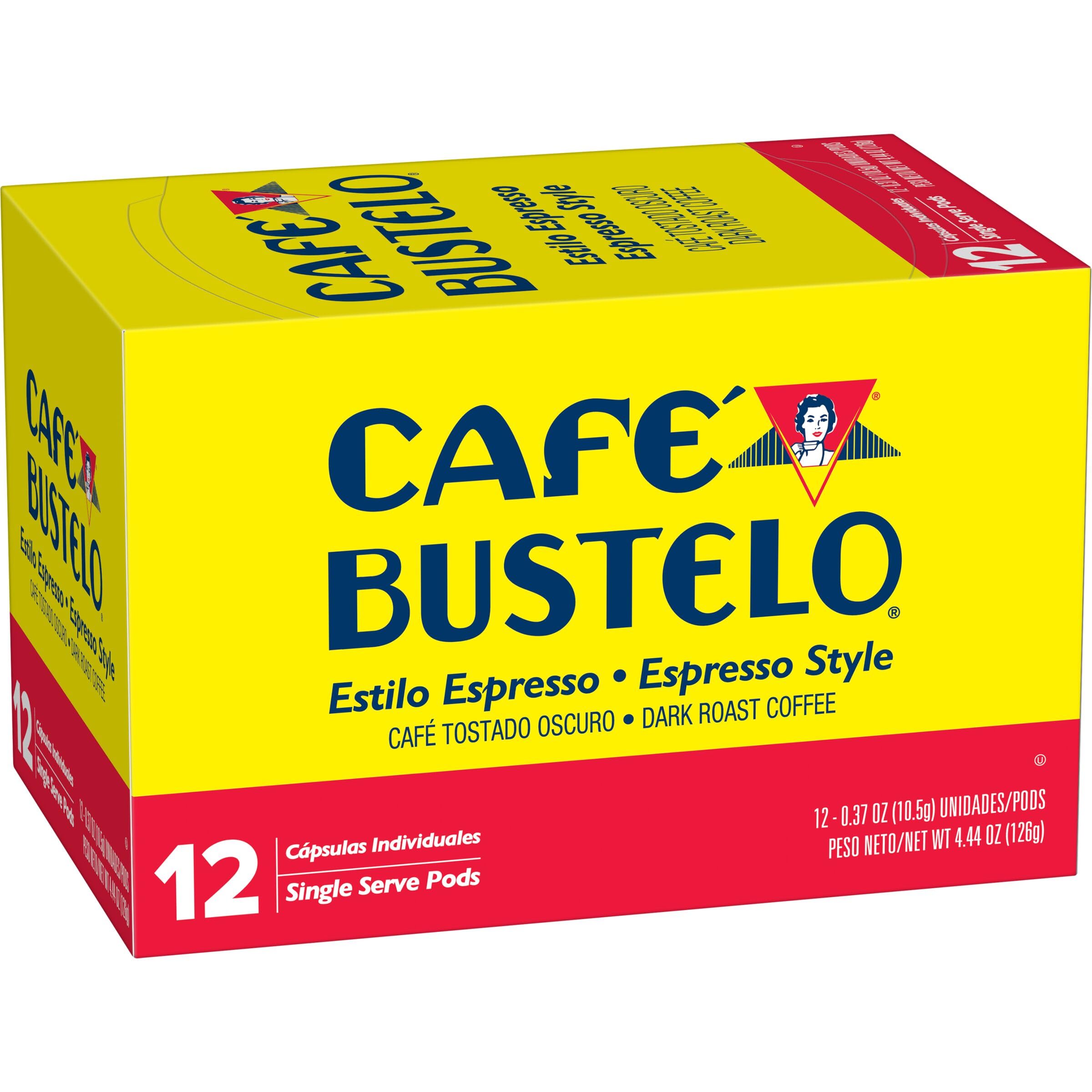 Café Bustelo taza servida en mesa de desayuno destacando sabor latino