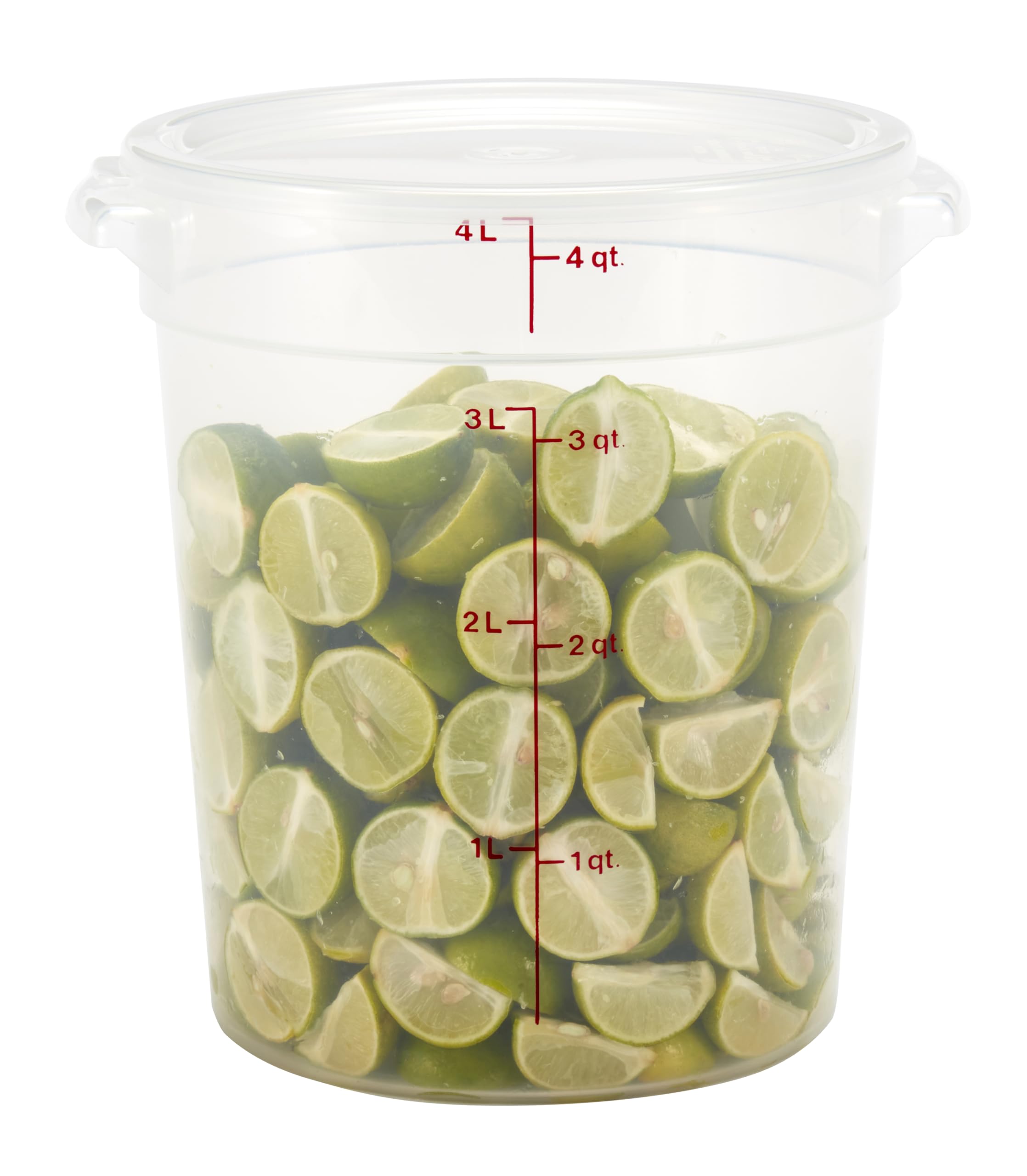 Cambro contenedor 4 qt en mano para comparar tamaño y estimar capacidad