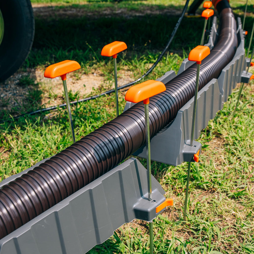 Camco RhinoFLEX en uso conectada al desagüe del camper confiable
