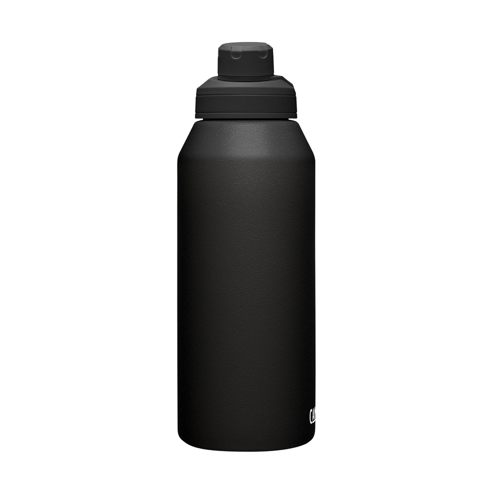 CamelBak detalle de la tapa magnética abierta que facilita beber con una mano