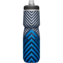 CamelBak Podium Chill en portabidones asegurada en bicicleta en movimiento