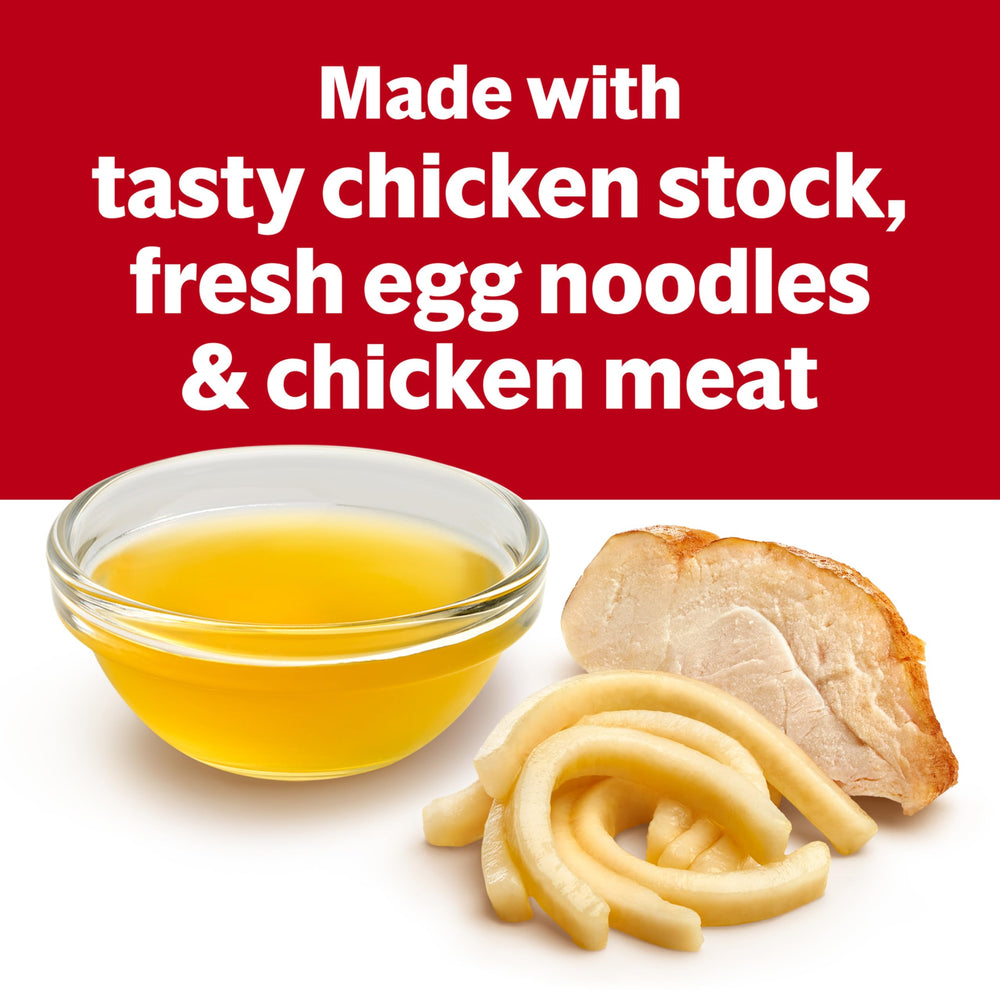 Campbell’s fideos y caldo dorado mostrando textura apetitosa
