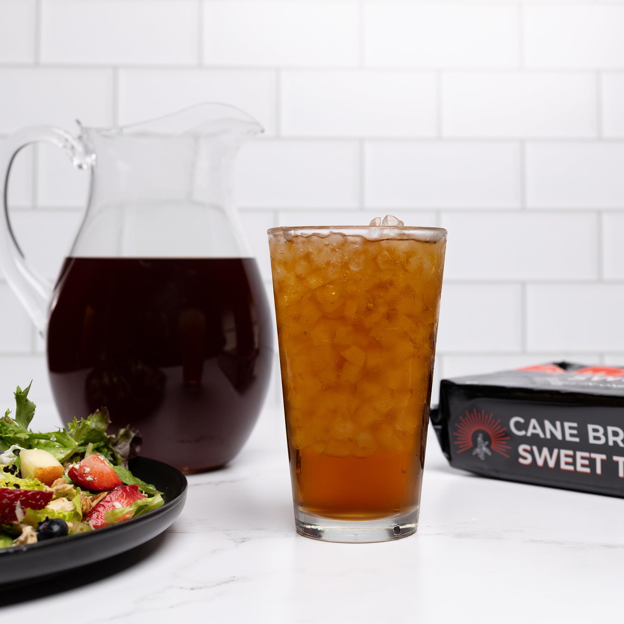 Cane Brew bolsa junto a una regla para comparar tamaño real