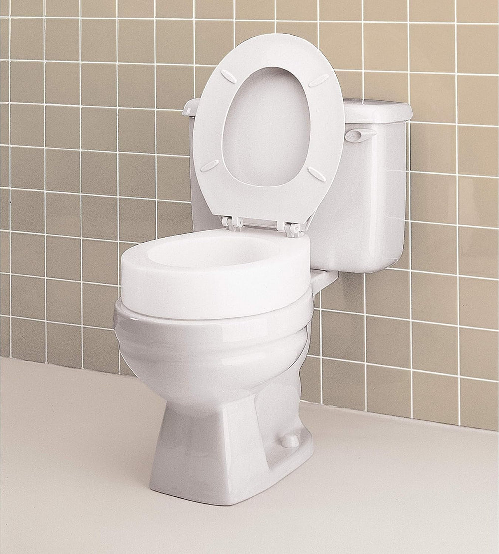 Carex elevador en baño decorado, accesibilidad sin remodelaciones