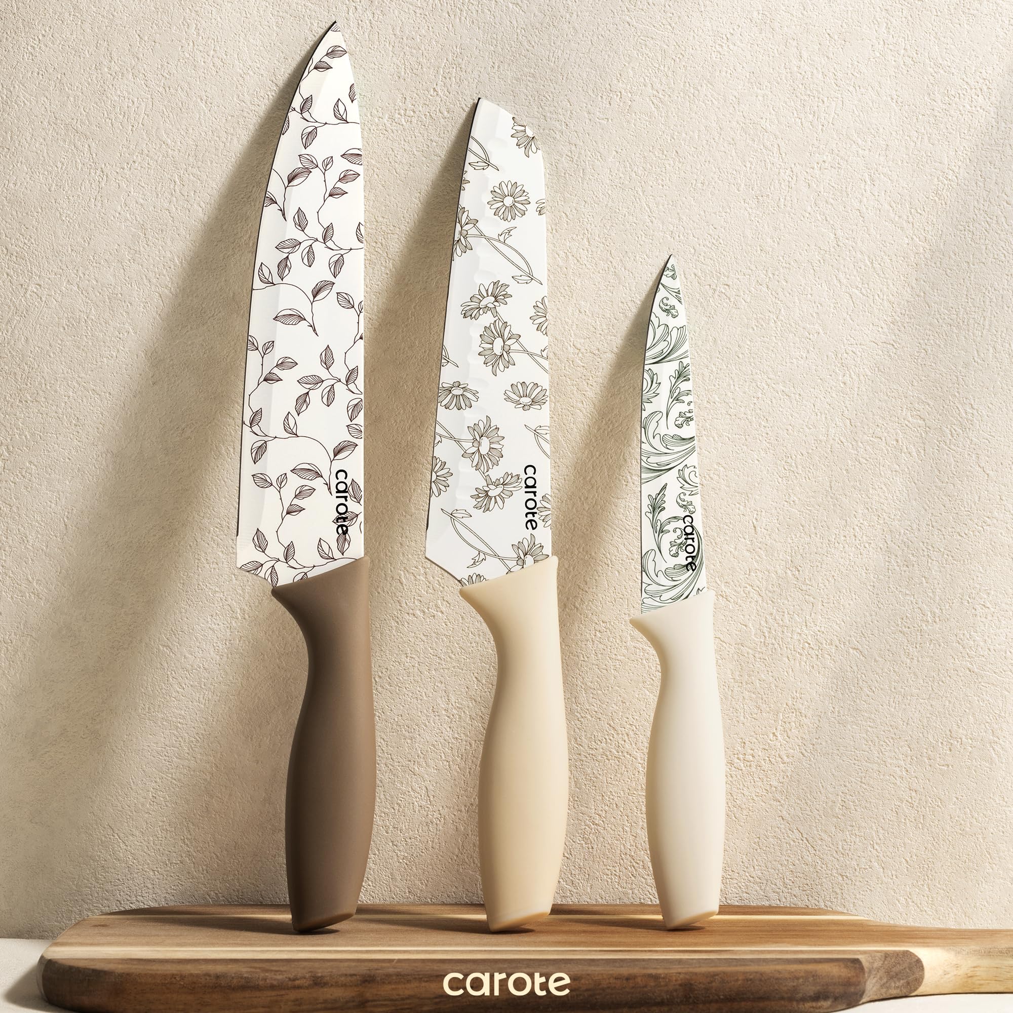 CAROTE ambiente de cocina estilizada que sugiere uso cotidiano y regalo ideal