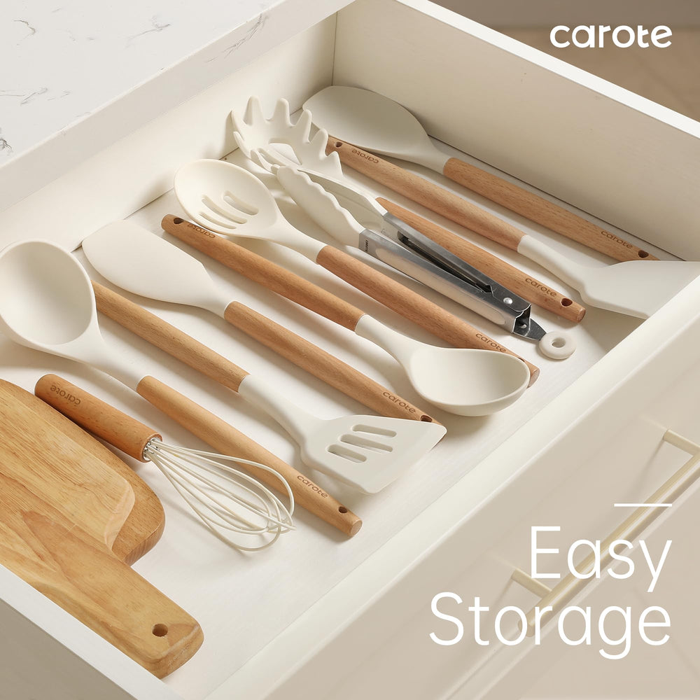 CAROTE escena de cocina con el set en uso, estilo y funcionalidad visible
