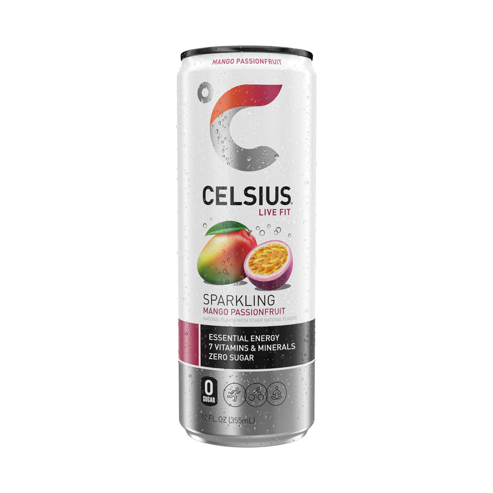 Persona en gimnasio con CELSIUS para energía antes del entrenamiento