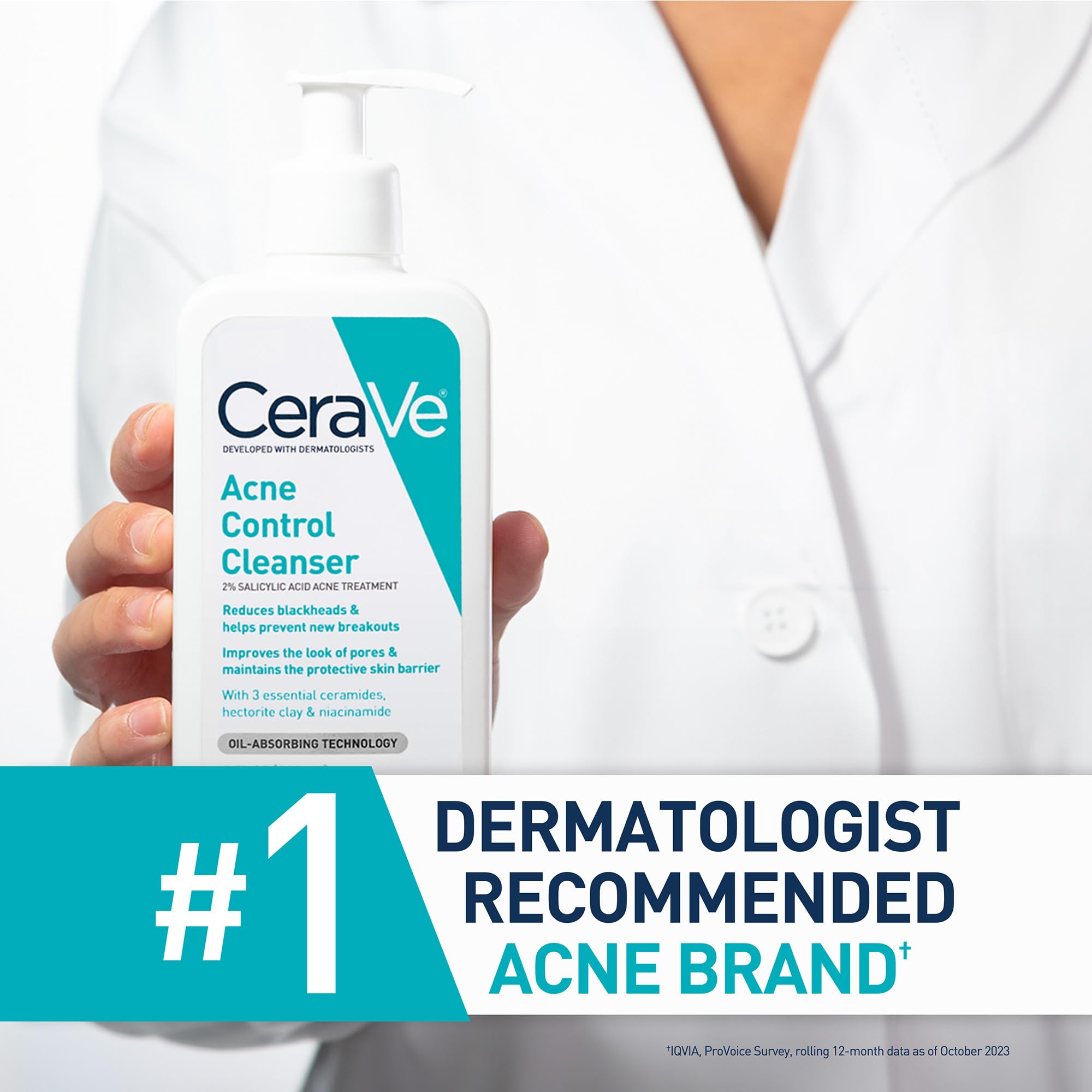 CeraVe producto en uso sobre piel mostrando reducción de brillo y poros más limpios