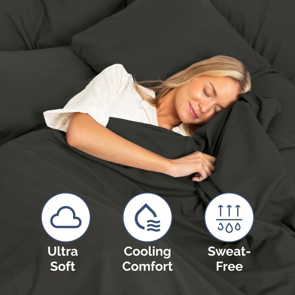 CGK Unlimited dos fundas de almohada dobladas, acabado sedoso y ordenado