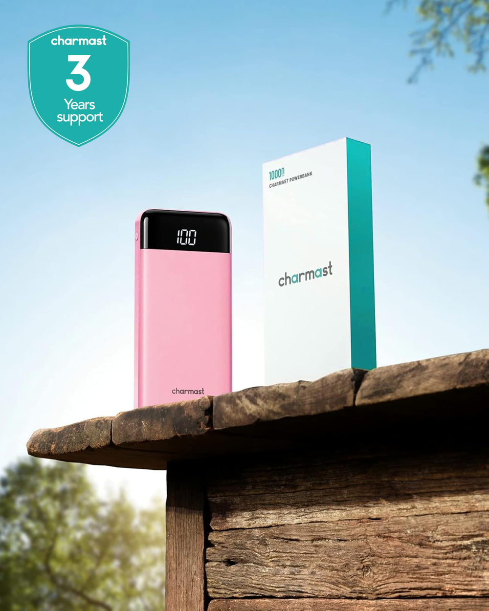 charmast primer plano de la etiqueta 10000mAh, capacidad clara
